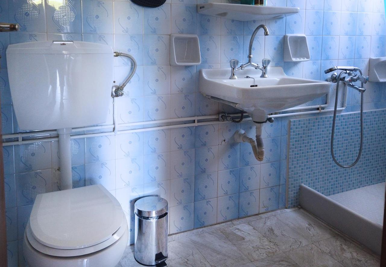 Fistiki Rooms Agia Marina  Eksteriør billede